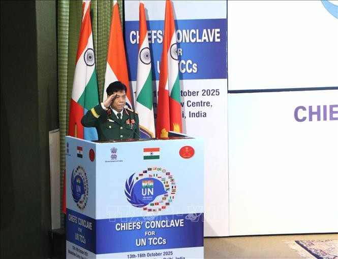 Sen. Lt. Gen. Nguyen Van Nghia, Deputy Chief of the General Staff of the Vietnam People’s Army speaks at the UN Troop Contributing Countries’ (UNTCC) Chiefs Conclave 2025 in India. (Photo: VNA)