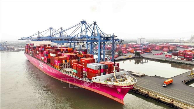 Cai Mep - Thi Vai Port is the only seaport cluster in Vietnam that can receive super-large container ships with a capacity of up to more than 200,000 DWT. (Photo: VNA)