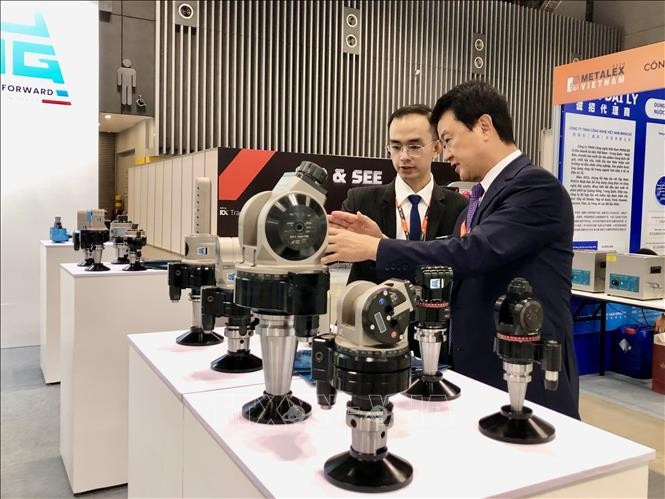 A corner of the 18th International Exhibition on Machine Tools and Metalworking Solutions for Production Upgrade (METALEX Vietnam 2025) in Ho Chi Minh City on October 1, 2025 (Photo: VNA)
