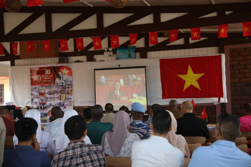 The delegates listen to a speech by Party General Secretary To Lam at the ceremony marking the 80th anniversary of Vietnam’s National Day. (Photo: VietnamPlus)