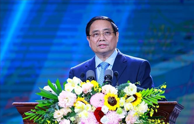 Prime Minister Pham Minh Chinh speaks at the 5th National Press Awards on combating corruption, wastefulness, and negative phenomena 2024–2025 in Hanoi on October 30, 2025. (Photo: VNA)