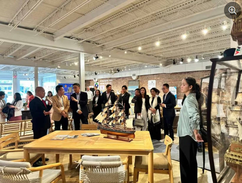 Vietnamese products are promoted at the the Vietnam National Brand Week and the Vietnam Pavilion at High Point Market 2025. (Photo: congthuong.vn)
