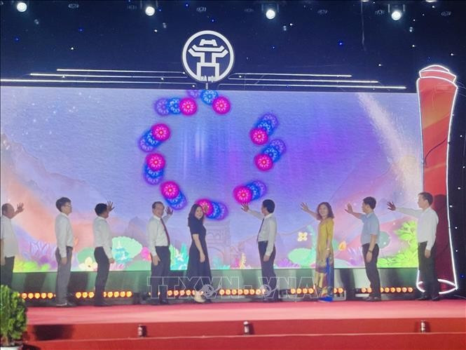 Delegates at the launch ceremony (Photo: VNA)