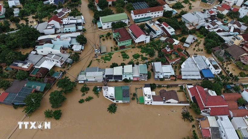 An aerial view of a severely flooded area in Khanh Hoa province (Photo: VNA)