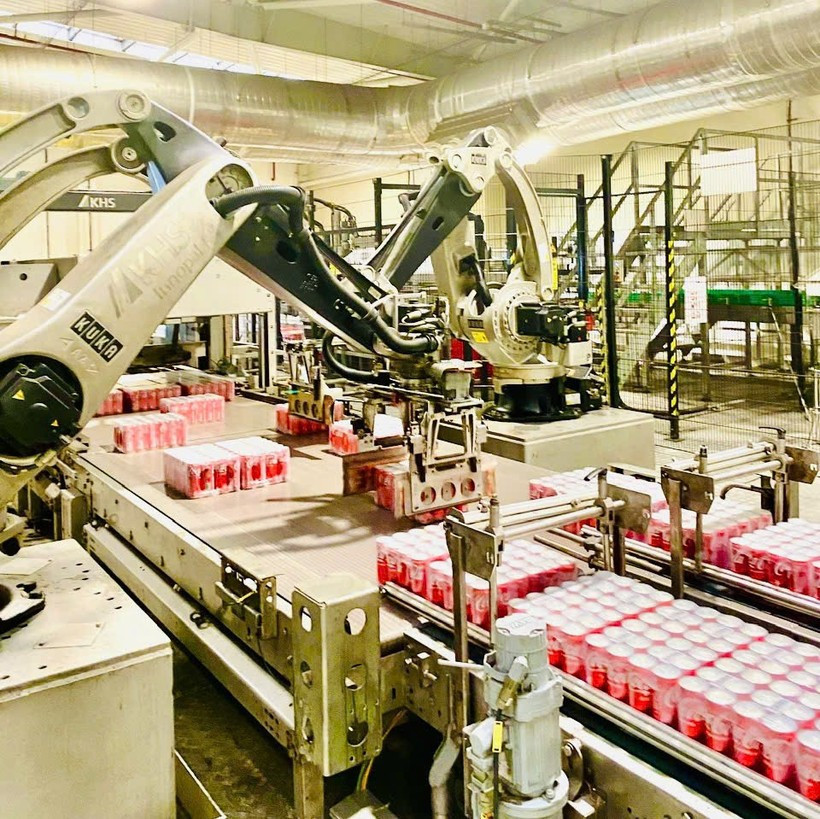 With only one month remaining in the 2025 fiscal year, achieving GDP growth of over 8% is a major challenge to create strong momentum for subsequent years (Photo: VietnamPlus)