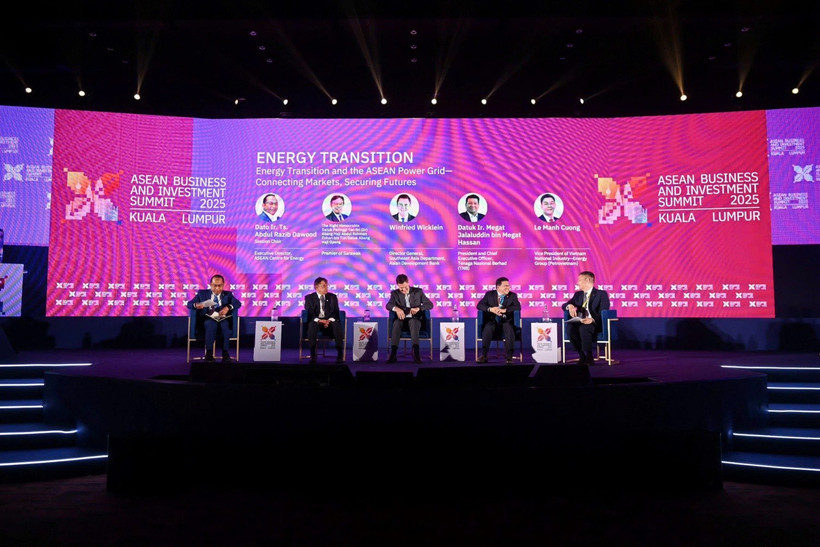 An overview of the discussion (Source: petrotimes.vn)