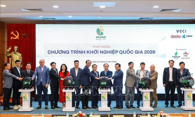 Delegates launch the National Startup Programme 2026 on December 20. (Photo: VNA)
