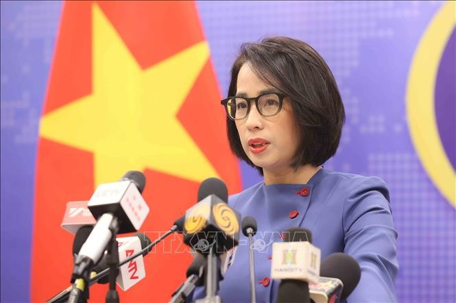 Spokeswoman of the Ministry of Foreign Affairs Pham Thu Hang speaks at a regular press briefing on October 16 (Photo: VNA)