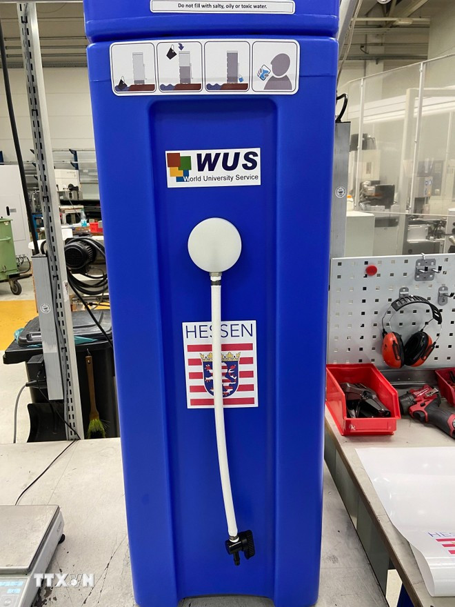 A PAUL unit, invented by Prof. Franz-Bernd Frechen of Kassel University in Hessen (Photo: VNA)