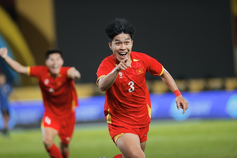 Vietnam's U22 defender Ly Duc celebrates the team’s second goal. (Photo: VNA) 