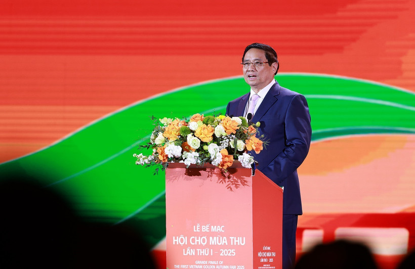 Prime Minister Pham Minh Chinh speaks at the closing ceremony of the Autumn Fair 2025. (Photo: VNA)
