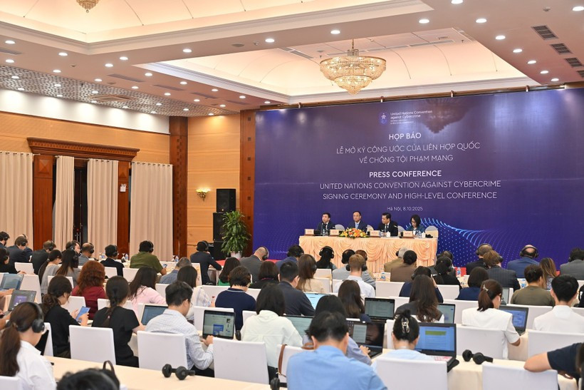 Participants at the press conference (Photo: VietnamPlus)