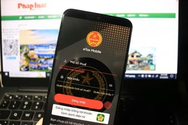 eTax Mobile surpasses 17.2 million transactions and 26.5 trillion VND in payments after nearly four years of operation. (Photo: VGP)