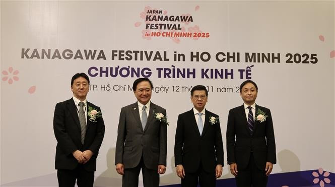 Leaders of HCM City and Kanagawa at the event (Photo: VNA)