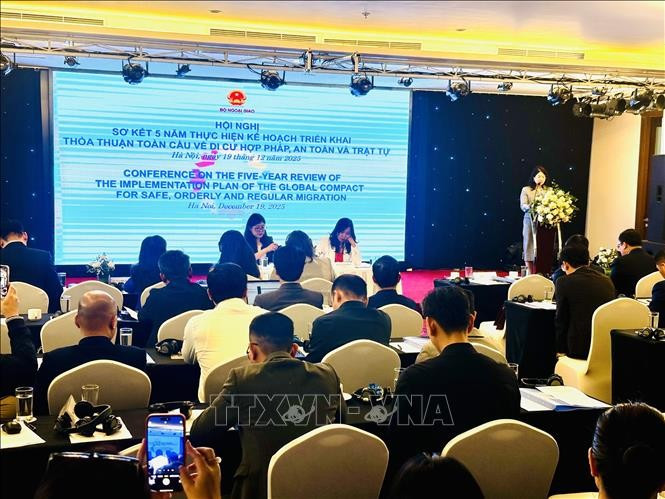 At the conference reviewing five years of Vietnam's implementation of the plan to implement the UN Global Compact for Safe, Orderly and Regular Migration (GCM). (Photo: VNA) (Photo: VNA)