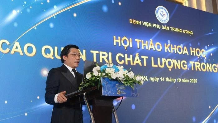 Prof. Nguyen Duy Anh, Director of the National Hospital of Obstetrics and Gynaecology, speaks at the workshop (Photo: VietnamPlus)