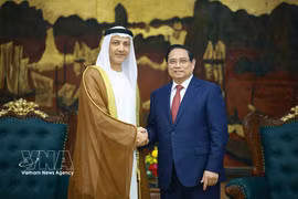 Prime Minister Pham Minh Chinh receives UAE Ambassador to Vietnam Bader Abdullah Almatrooshi in Hanoi on March 17, 2026. Photo: VNA