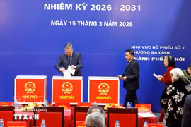Party General Secretary To Lam casts his vote at Polling Station No. 2 in Ba Dinh ward, Hanoi, on March 27. (Photo: VNA)