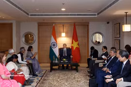 eneral Secretary of the Communist Party of Vietnam Central Committee and State President To Lam receives President of the India-Vietnam Friendship Association Kusum Jain in New Delhi on May 6 afternoon (local time). Photo: VNA