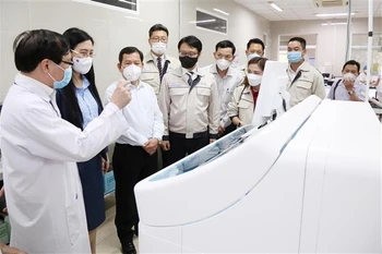 Quang Ngai hospitals receive medical supplies from RoK