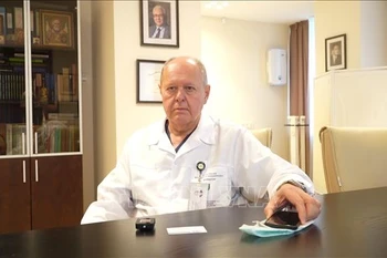 Russian oncologist interested in collaboration with Vietnam