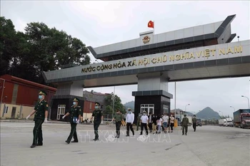 Ceremony to mark upgrade of Vietnamese - Chinese border gates into int’l ones