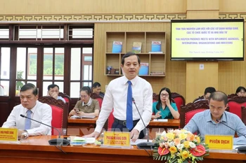 Pham Hoang Son, Permanent Vice Secretary of the provincial Party Committee and Chairman of the provincial People's Council, speaks at the event (Photo: VNA)