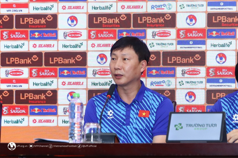 Coach Kim Sang-sik, head coach of Vietnam’s national football team. (Photo: VFF)