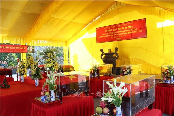 The remains are recovered during the 2024–2025 dry season by Team 192 under the municipal Military Command. (Photo: VNA)