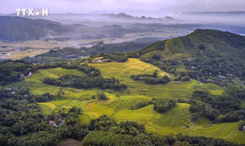 Unlike more developed destinations such as Sa Pa or Mu Cang Chai, Mien Doi remains untouched by mass tourism, appealing to those seeking a slower pace and authentic local experiences. (Photo: VNA)