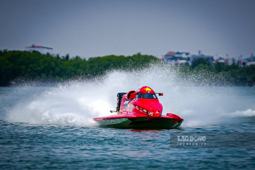 Binh Dinh to host professional powerboat world championship from May 1-3 (Photo: laodong.vn)