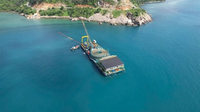 Con Dao Special Zone can now use electricity from the national grid, limiting the use of diesel power sources. - (Photo plo.vn ) 