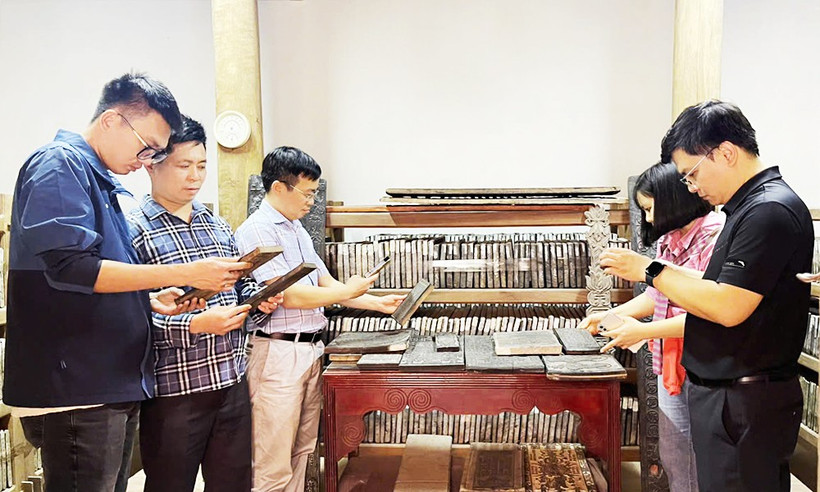 The woodblock archive at Bo Da Pagoda attracts visitors (Photo: baobacgiang.vn) 