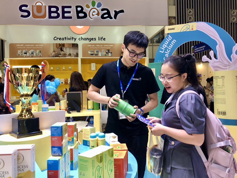 HCM City hosts twin international exhibitions on fashion and mother–baby products (Photo: VNA)