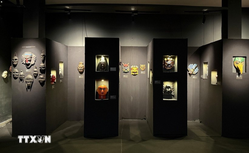 The exhibition features nearly 100 ritual and performance masks from Vietnam, India, Thailand, China, the Republic of Korea, Sri Lanka, and Myanmar, highlighting Asia’s shared spiritual and artistic heritage. (Photo: VNA)