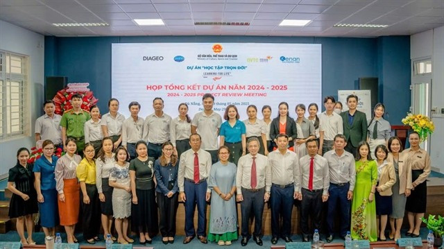 Participants join the completion of the ‘Learning for Life’ (L4L) training programme in supporting hospitality skills and knowledge among Vietnamese students in 2024-25. Photo courtesy of VietGate (Photo: VNA) 