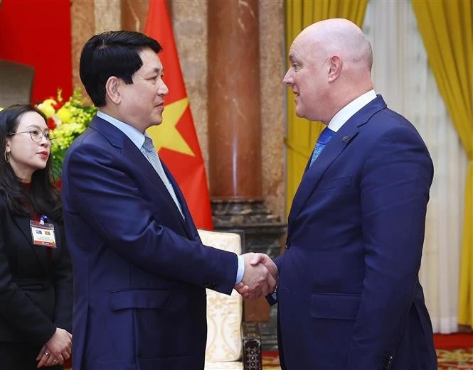 State President Luong Cuong (L) and New Zealand Prime Minister Christopher Luxon (Photo: VNA)