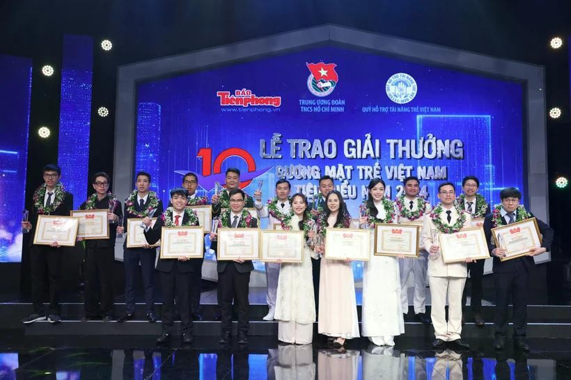 Outstanding young Vietnamese faces at the award ceremony. (Photo: VietnamPlus)