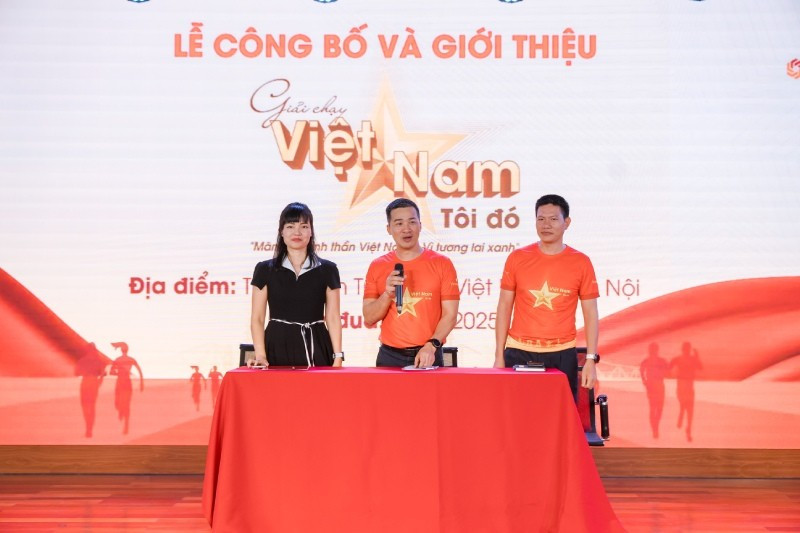 A press conference announcing the "My Vietnam 2025" race (Photo: laodong.vn)