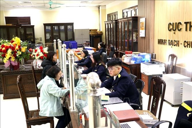 Tax revenue surges 28.6% in first five months (Photo: VNA)