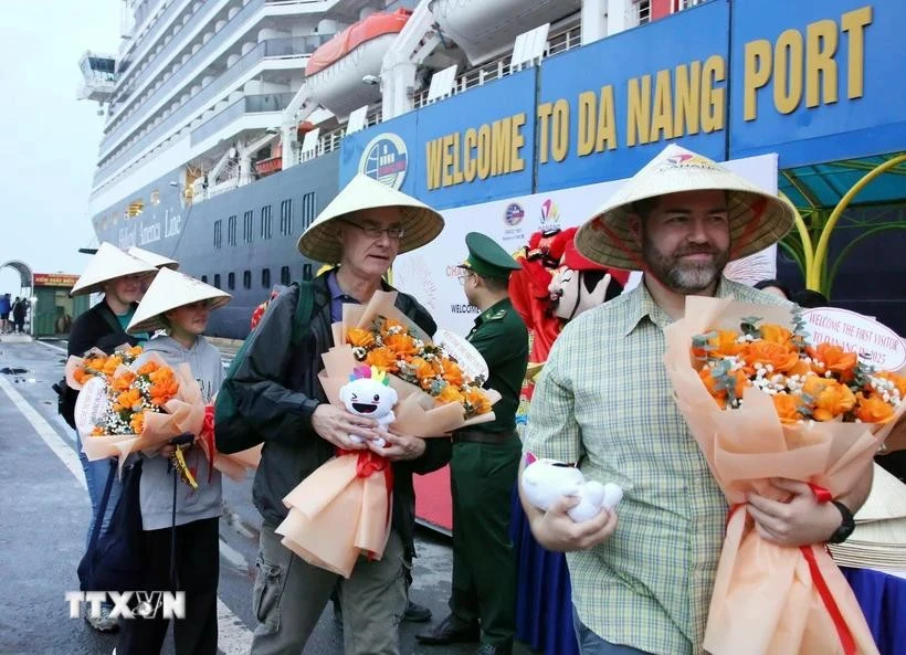 International visitors arrive at Da Nang Port (Photo: VNA)