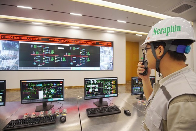 The Seraphin plant employs state-of-the-art Martin incinerator technology from Germany.(Photo: hanoitimes.vn)