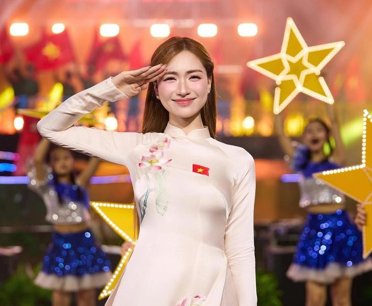 Singer Hoa Minzy to perform at the special art programme. (Photo: Vietnamplus)