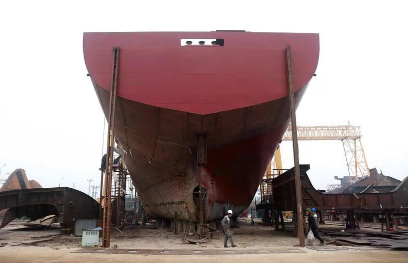 The domestic demand for new ships is projected to reach 16-41 vessels annually. (Photo: VNA)