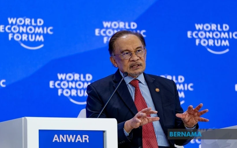 Malaysian Prime Minister Anwar Ibrahim speaks during the ASEAN Plenary session during the World Economic Forum (WEF) 2025, Davos (Photo: asean.bernama.com)