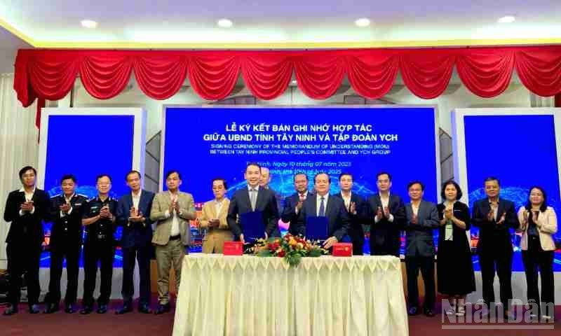 Tay Ninh partners with YCH Group to boost smart logistics (Photo: VNA)
