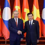 Weekly Highlights: Vietnamese, Lao leaders stress strategic cooperation in high-level Party meeting
