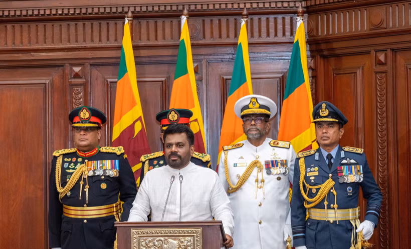 President of Sri Lanka Anura Kumara Dissanayake takes the oath of office in Colombo, September 23, 2024. (Photo: AA/VNA)