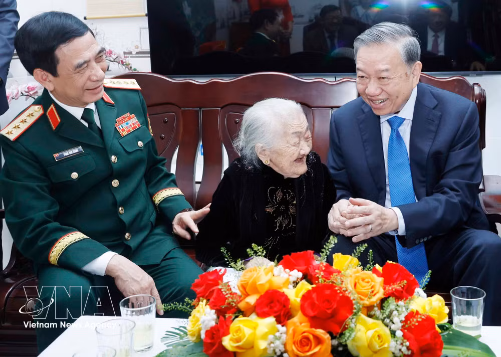 vnanet-heroci-vietnamese-mother.jpg