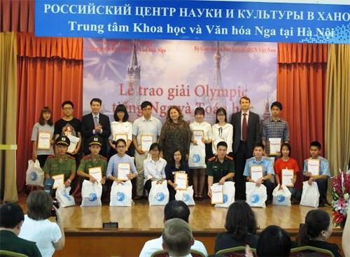 Russia honours Vietnamese Olympiad winners ảnh 1 Russia honours Vietnamese Olympiad winners ảnh 1